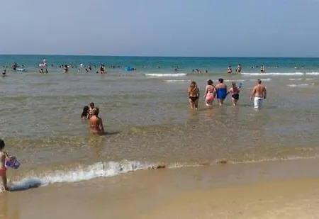 Giardini Del Golfo Al Mare アパート