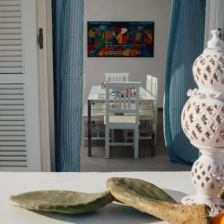 Giardini Del Golfo Al Mare アパート バレストラーテ